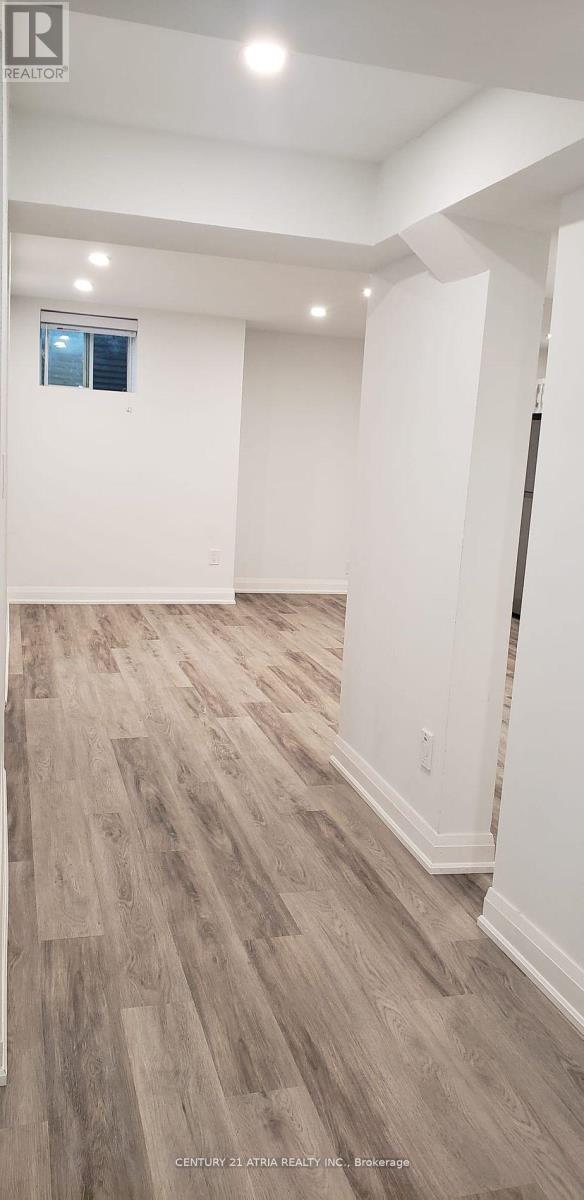 33 Major Crescent, Aurora, Ontario  L4G 0X5 - Photo 13 - N12809296