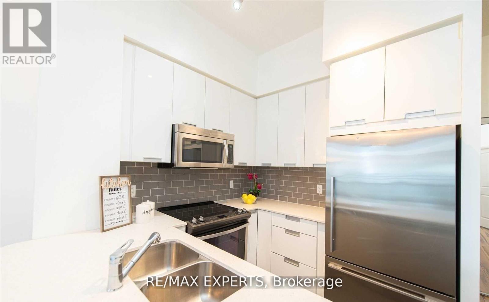 311 - 55 Eglinton Avenue W, Mississauga, Ontario  L5R 0E4 - Photo 12 - W12809284