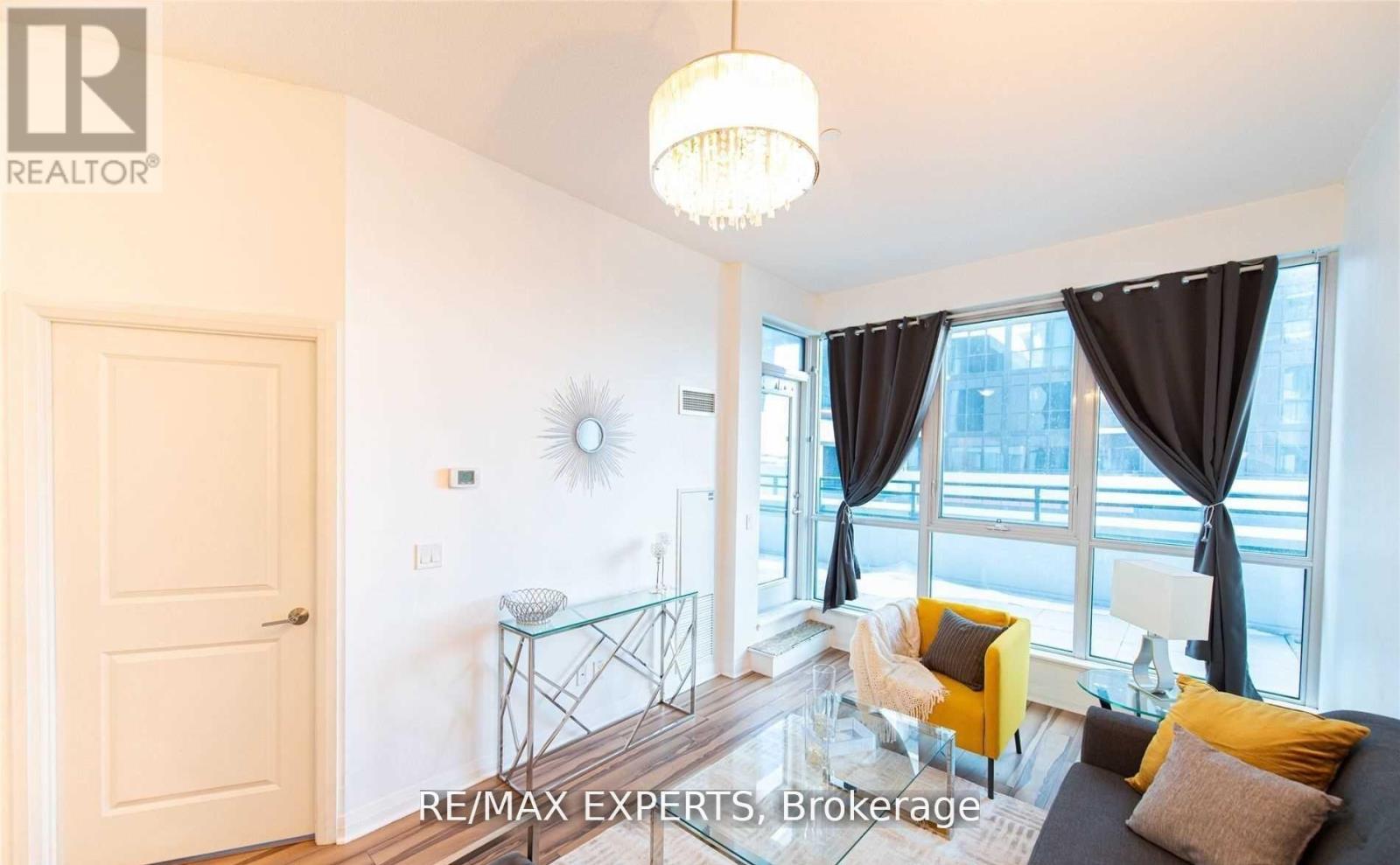 311 - 55 Eglinton Avenue W, Mississauga, Ontario  L5R 0E4 - Photo 18 - W12809284