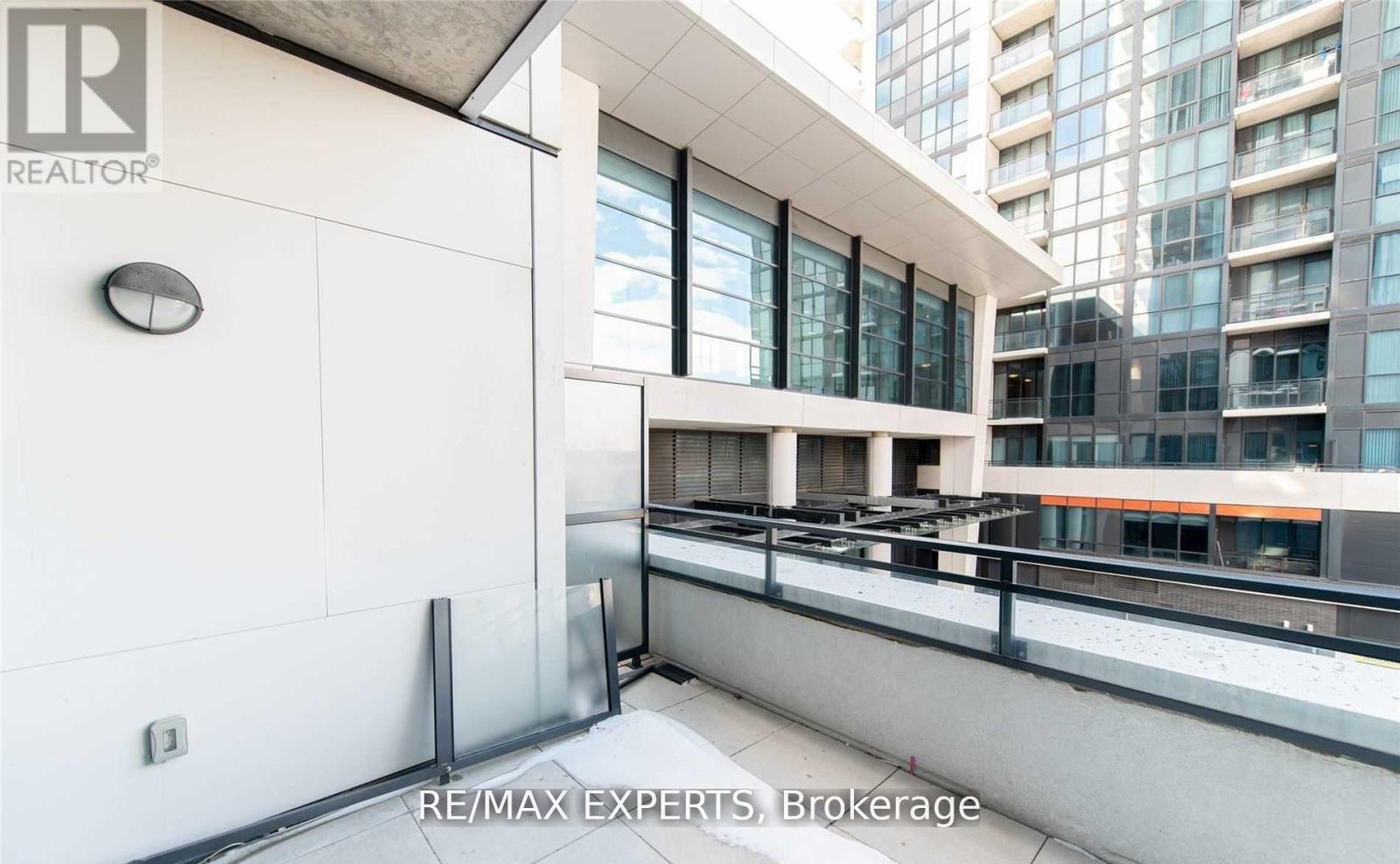 311 - 55 Eglinton Avenue W, Mississauga, Ontario  L5R 0E4 - Photo 22 - W12809284