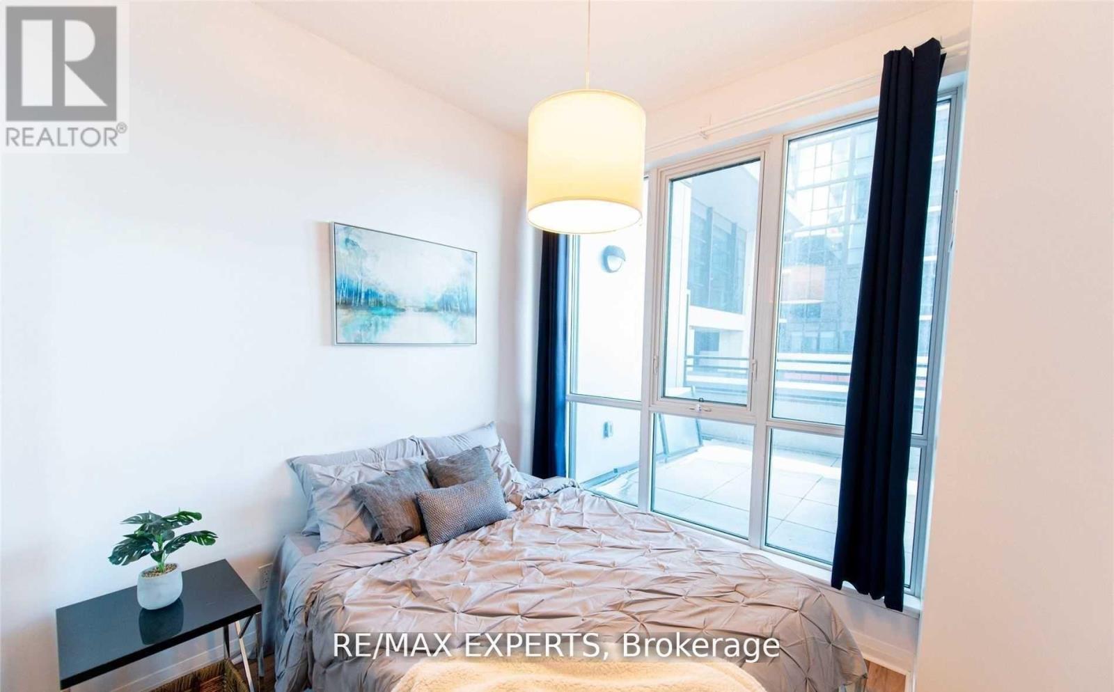 311 - 55 Eglinton Avenue W, Mississauga, Ontario  L5R 0E4 - Photo 23 - W12809284