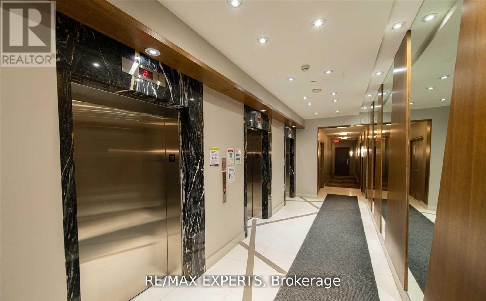 311 - 55 Eglinton Avenue W, Mississauga, Ontario  L5R 0E4 - Photo 9 - W12809284