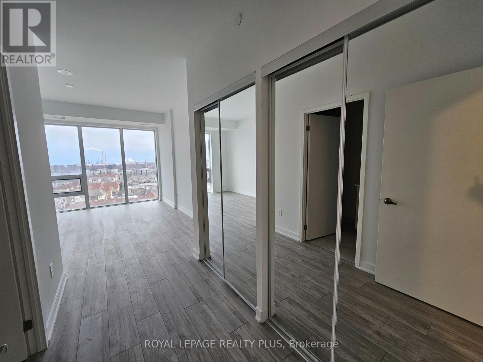 1109 - 1035 Southdown Road, Mississauga, Ontario  L5J 0A3 - Photo 13 - W12809288