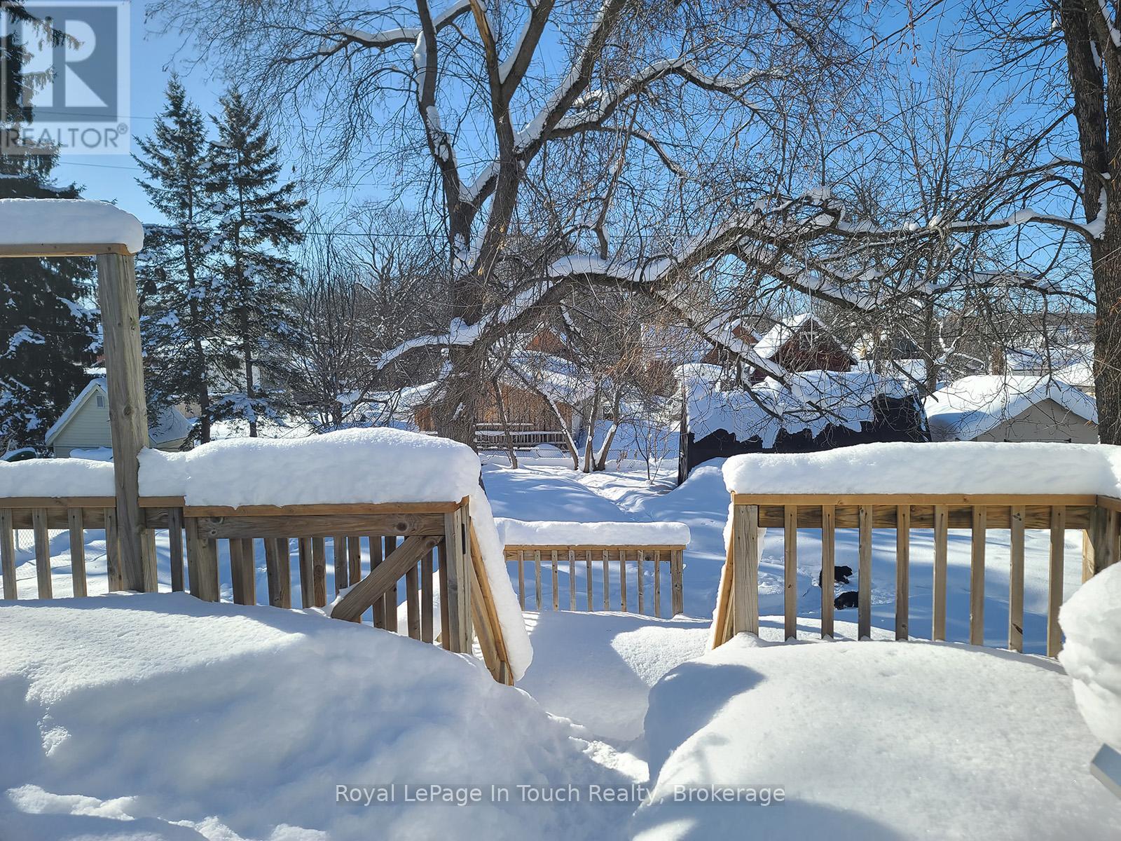 8 Cyril Martin Place, Severn, Ontario  L0K 1E0 - Photo 4 - S12809396