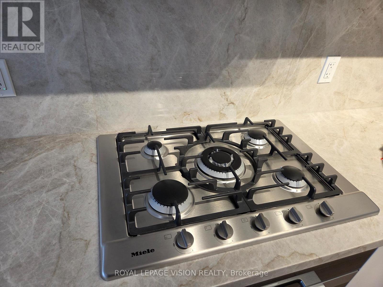 317 - 505 Glencairn Avenue, Toronto, Ontario  M6B 0B2 - Photo 12 - C12630044