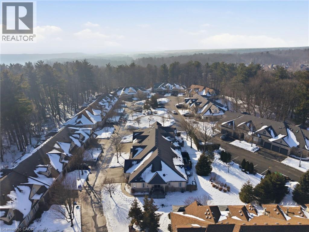 40 Wesleyan Court Unit# 16, Hamilton, Ontario  L9G 5C7 - Photo 39 - 40805866