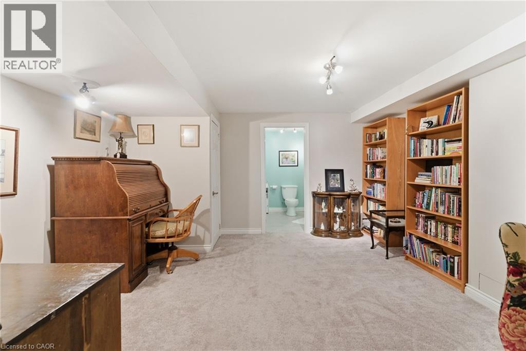 40 Wesleyan Court Unit# 16, Hamilton, Ontario  L9G 5C7 - Photo 24 - 40805866