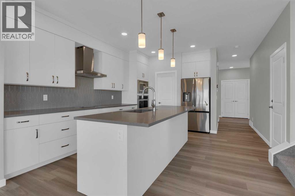 69 Silver Spruce Road Sw, Calgary, Alberta  T2X 6A7 - Photo 8 - A2259722