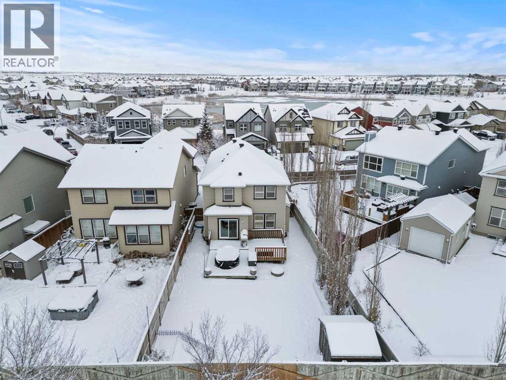 715 Copperpond Circle Se, Calgary, Alberta  T2Z 0R5 - Photo 37 - A2270187