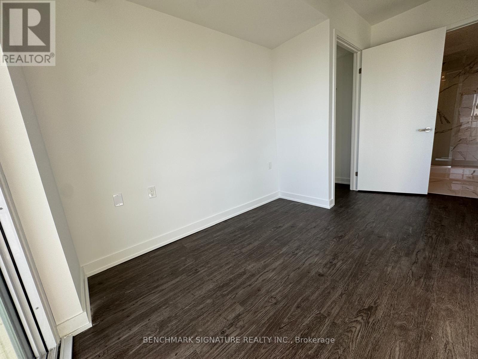 4003 - 88 Queen Street E, Toronto, Ontario  M5C 0B6 - Photo 4 - C12809374