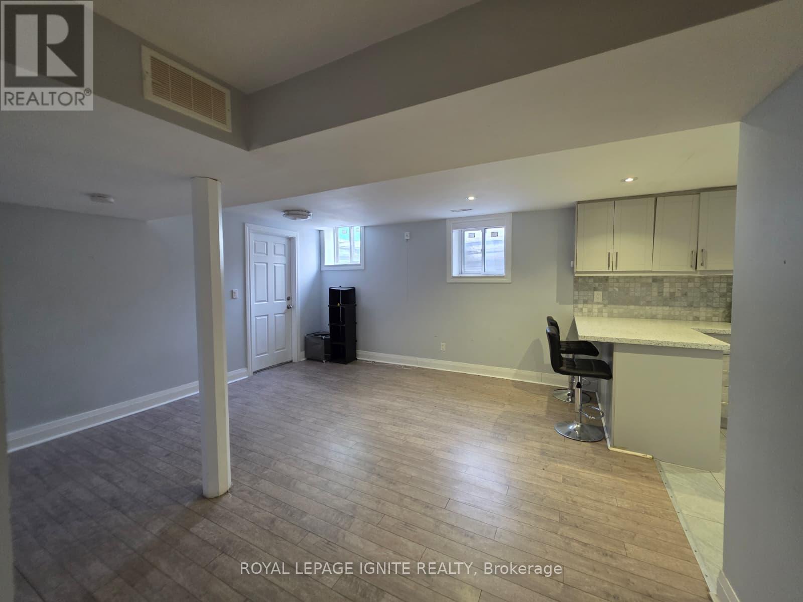 66 Tideswell Boulevard, Toronto, Ontario  M1B 5X3 - Photo 3 - E12809334