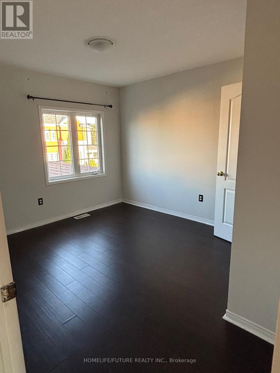 7 Dollery Gate, Ajax (Northeast Ajax), Ontario  L1T 0G6 - Photo 4 - E12809352