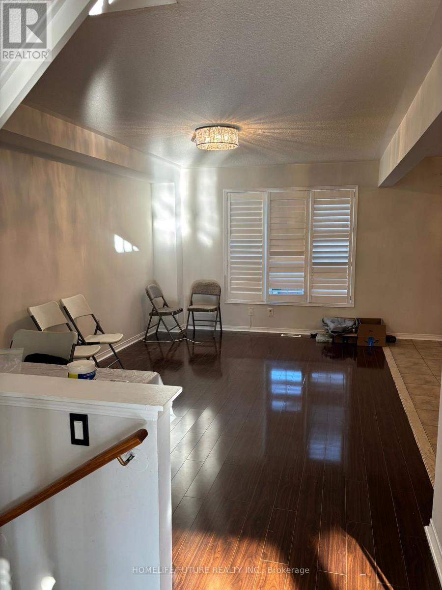 7 Dollery Gate, Ajax (Northeast Ajax), Ontario  L1T 0G6 - Photo 7 - E12809352