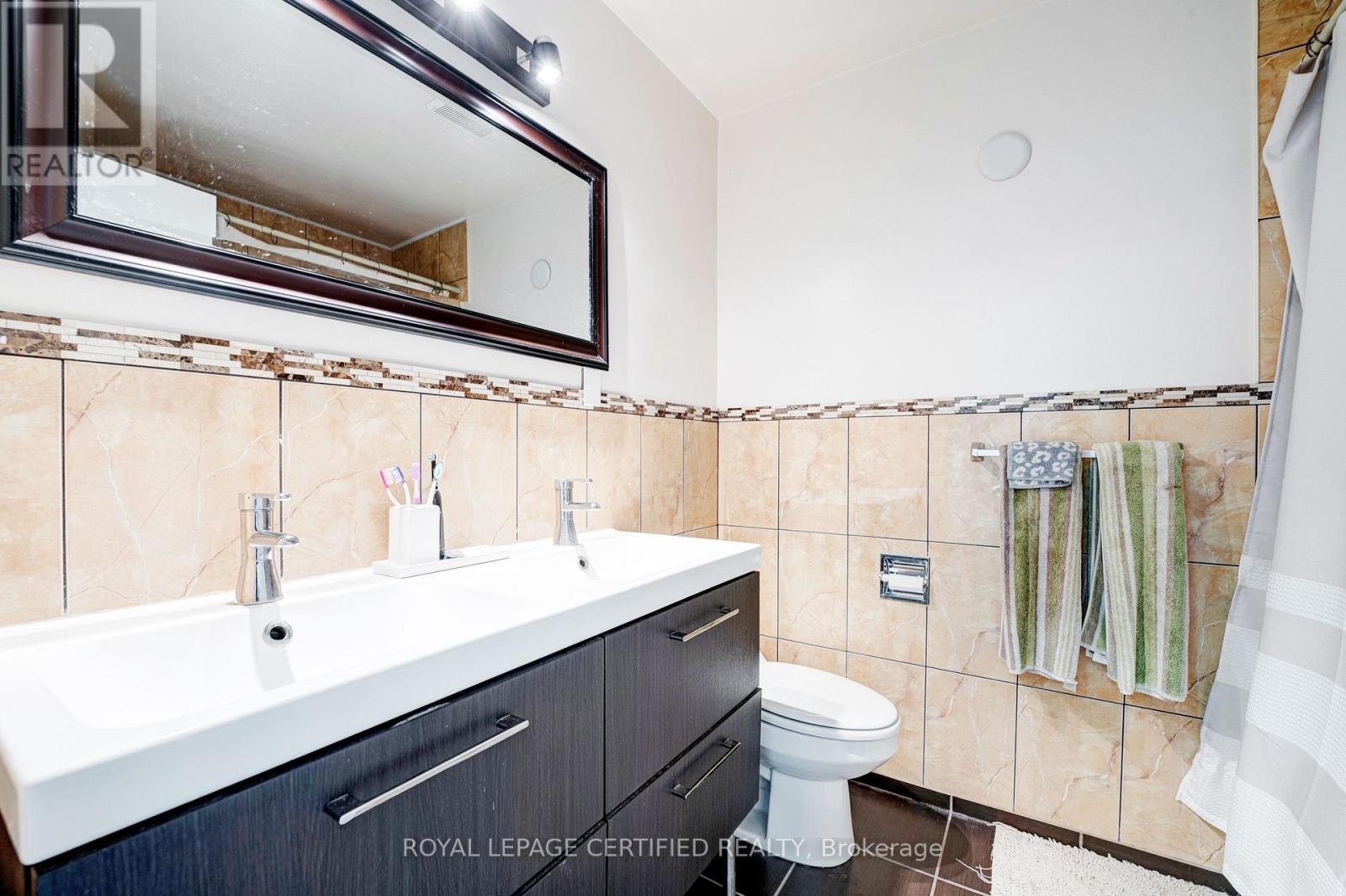 22186 Kennedy Road, East Gwillimbury, Ontario  L0G 1V0 - Photo 12 - N12809308