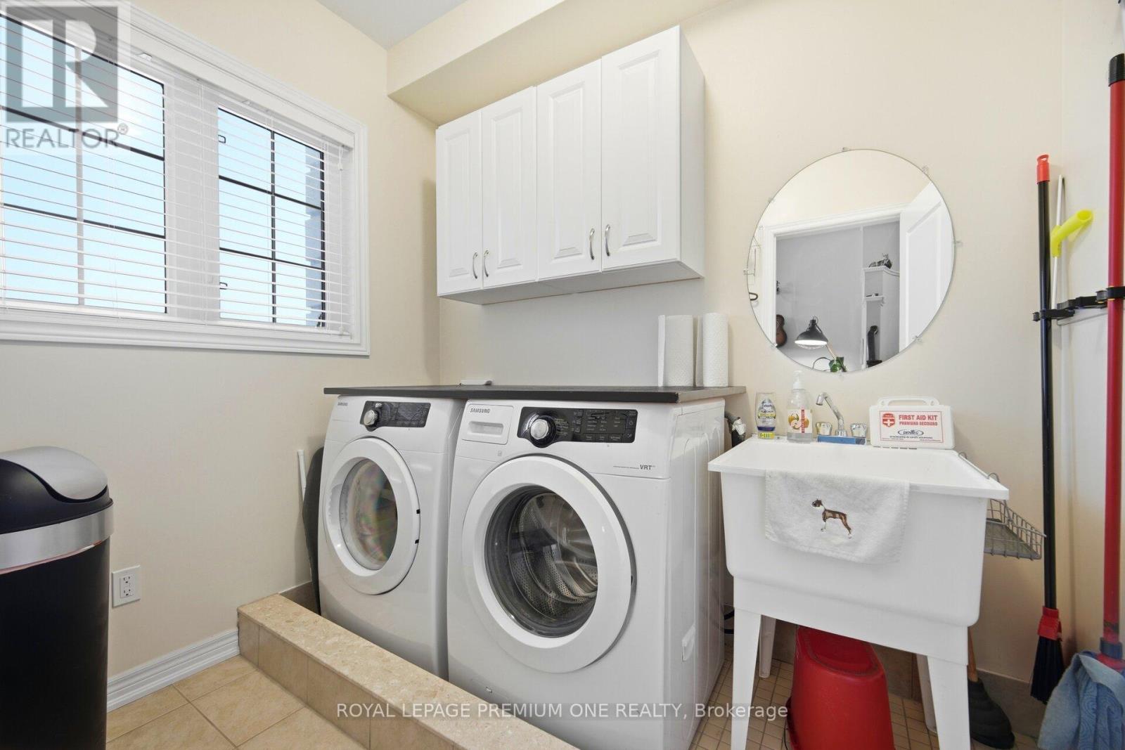 8 Poetry Drive, Vaughan, Ontario  L4H 3P7 - Photo 16 - N12809314