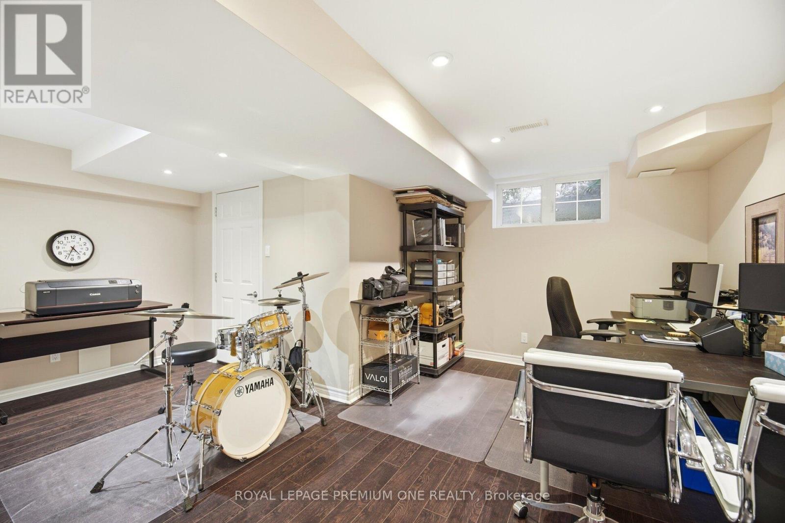 8 Poetry Drive, Vaughan, Ontario  L4H 3P7 - Photo 40 - N12809314