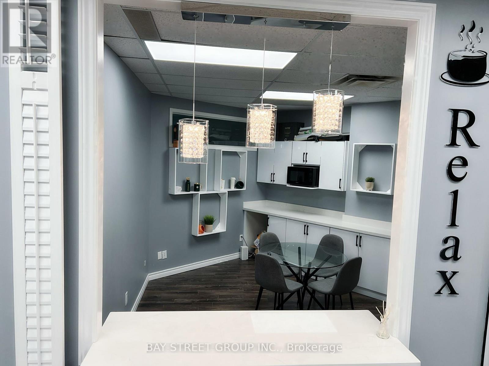 304 - 350 Highway 7 Avenue E, Richmond Hill, Ontario  L4B 3N2 - Photo 10 - N12809328