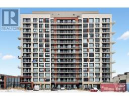 933 - 2 DAVID EYER ROAD, Richmond Hill, Ontario