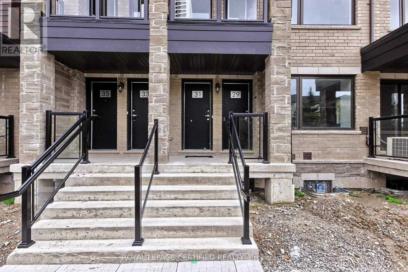 31 Appletree Lane, Barrie, Ontario  L9J 0P1 - Photo 2 - S12809342