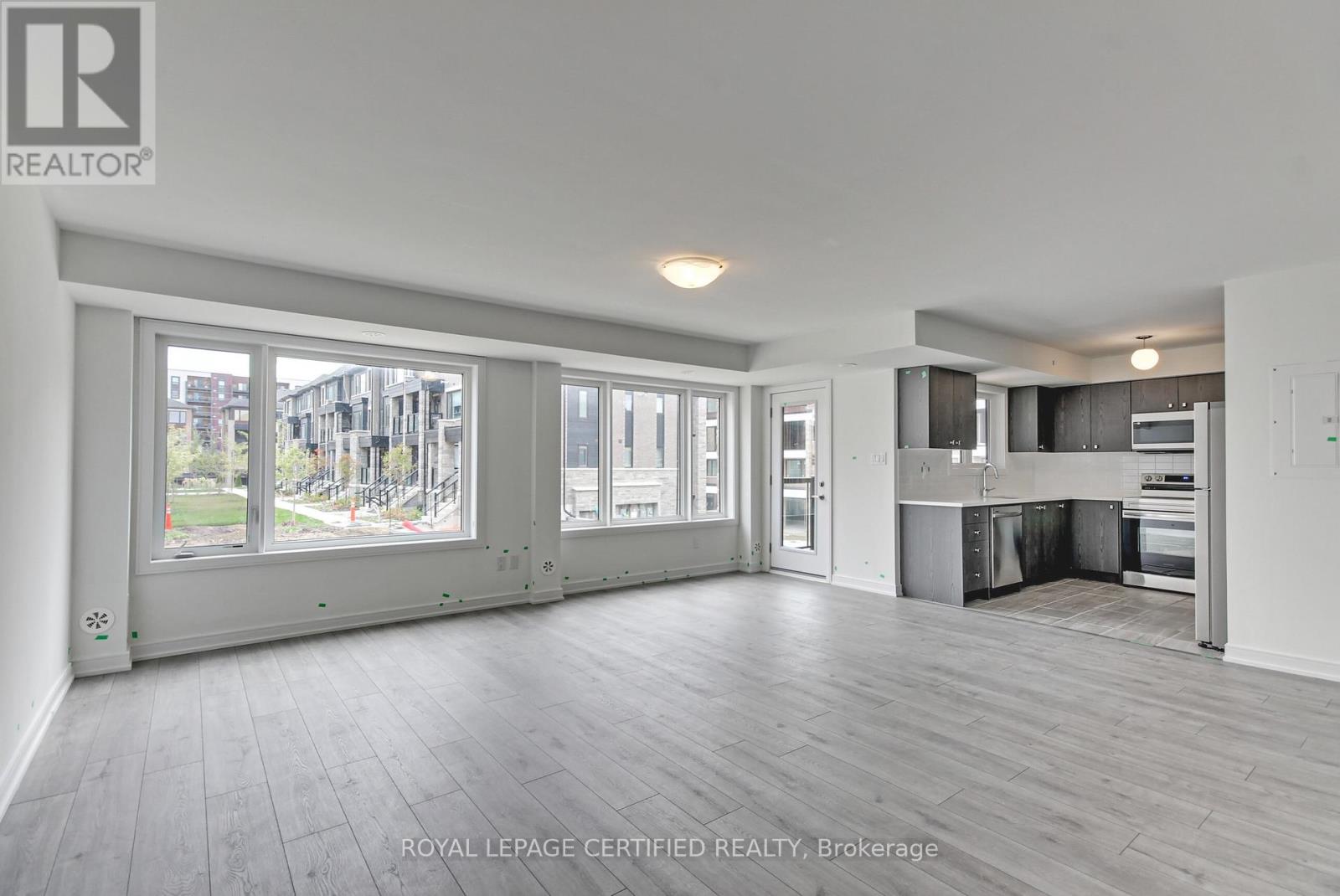 31 Appletree Lane, Barrie, Ontario  L9J 0P1 - Photo 9 - S12809342