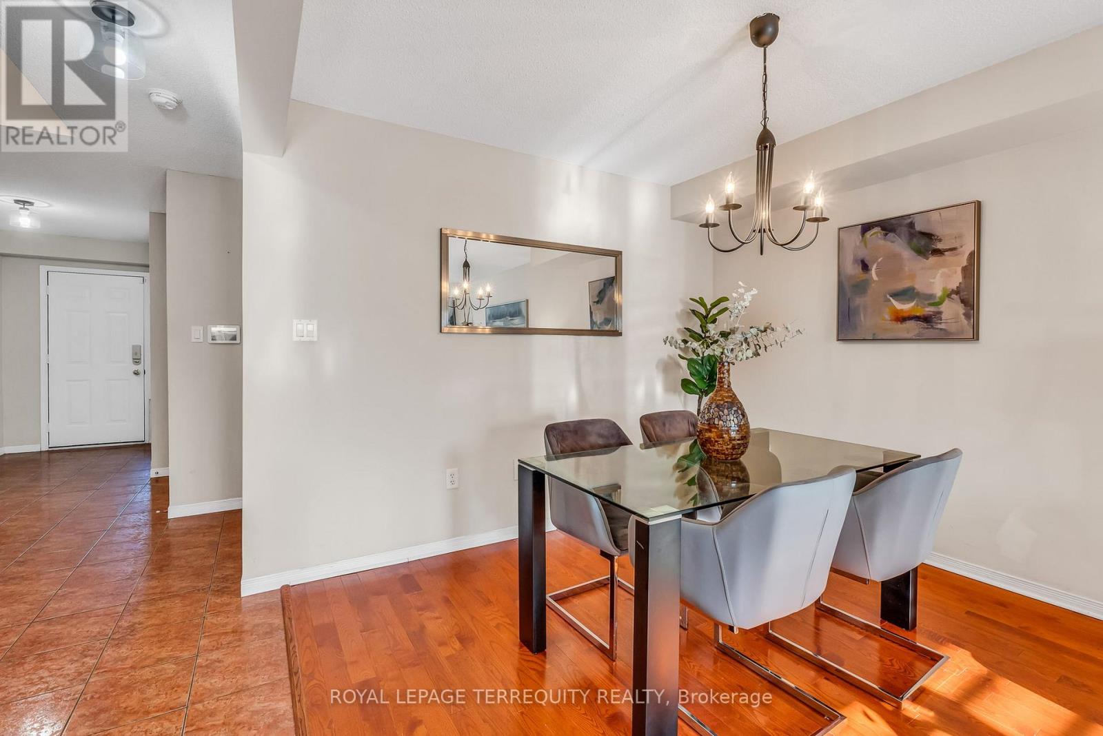 25 - 1276 Silvan Forest Drive, Burlington, Ontario  L7M 4V8 - Photo 8 - W12798964