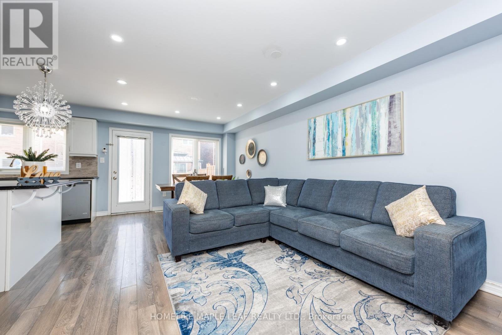 49 Lothbury Drive, Brampton, Ontario  L7A 4G6 - Photo 10 - W12803872