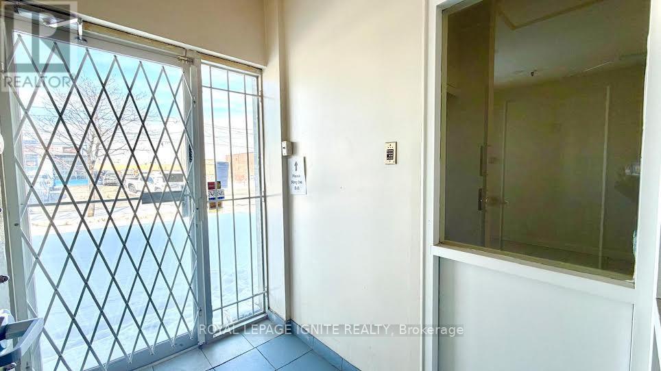 1a - 5 Racine Road, Toronto, Ontario  M9W 2Z2 - Photo 18 - W12809322