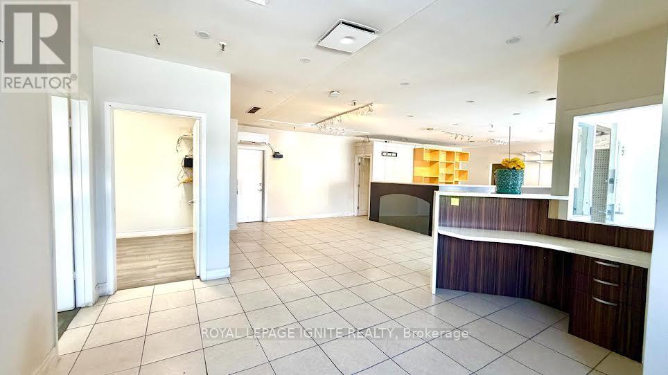 1a - 5 Racine Road, Toronto, Ontario  M9W 2Z2 - Photo 5 - W12809322