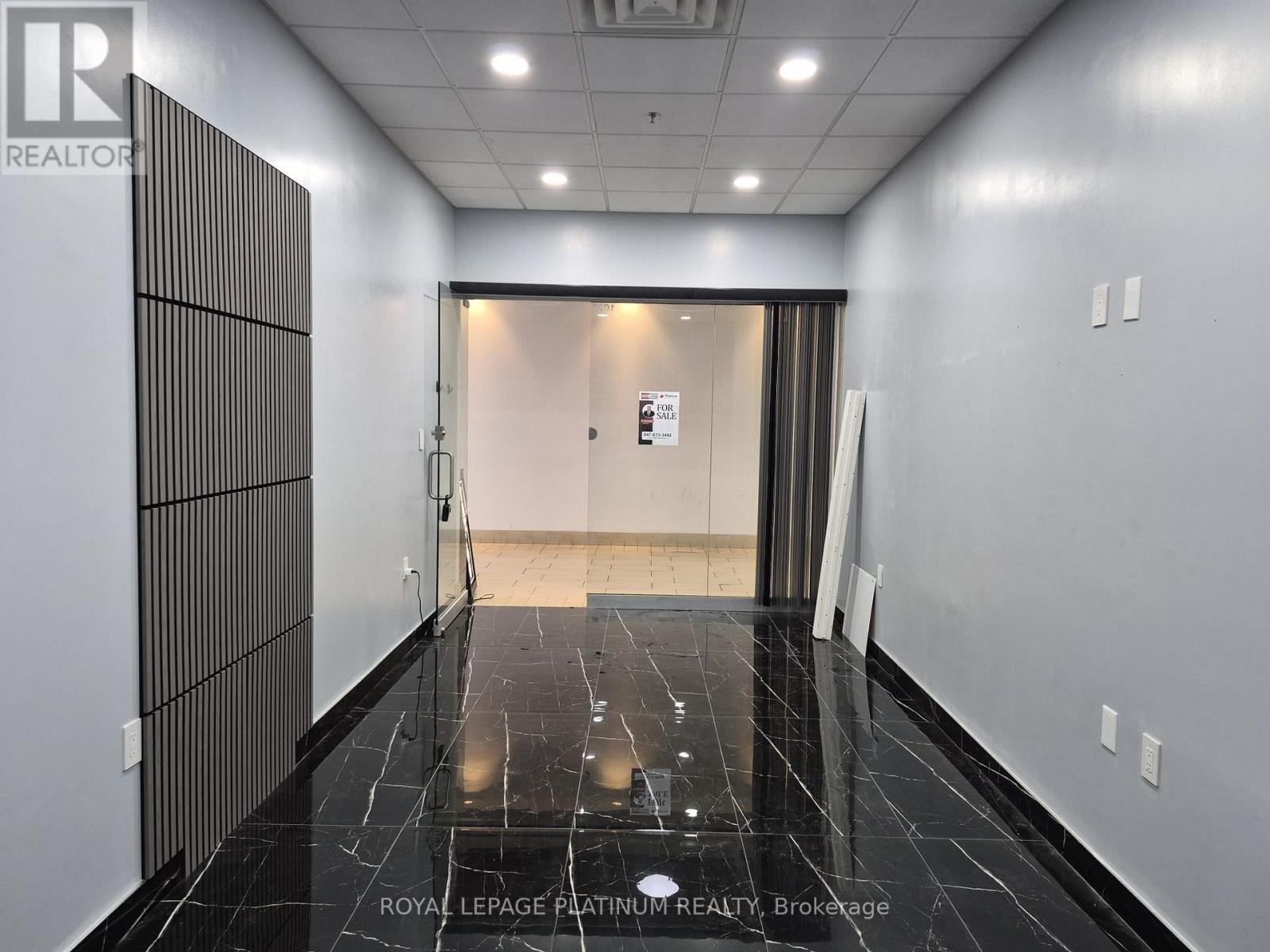 1c29 - 7215 Goreway Drive, Mississauga, Ontario L4T 2T9 - Photo 2 - W12809324