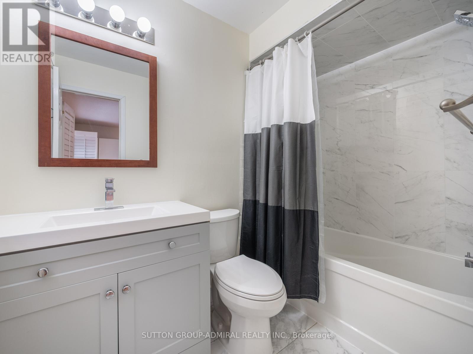 #60 - 385 The East Mall, Toronto, Ontario  M9B 6J4 - Photo 27 - W12809344