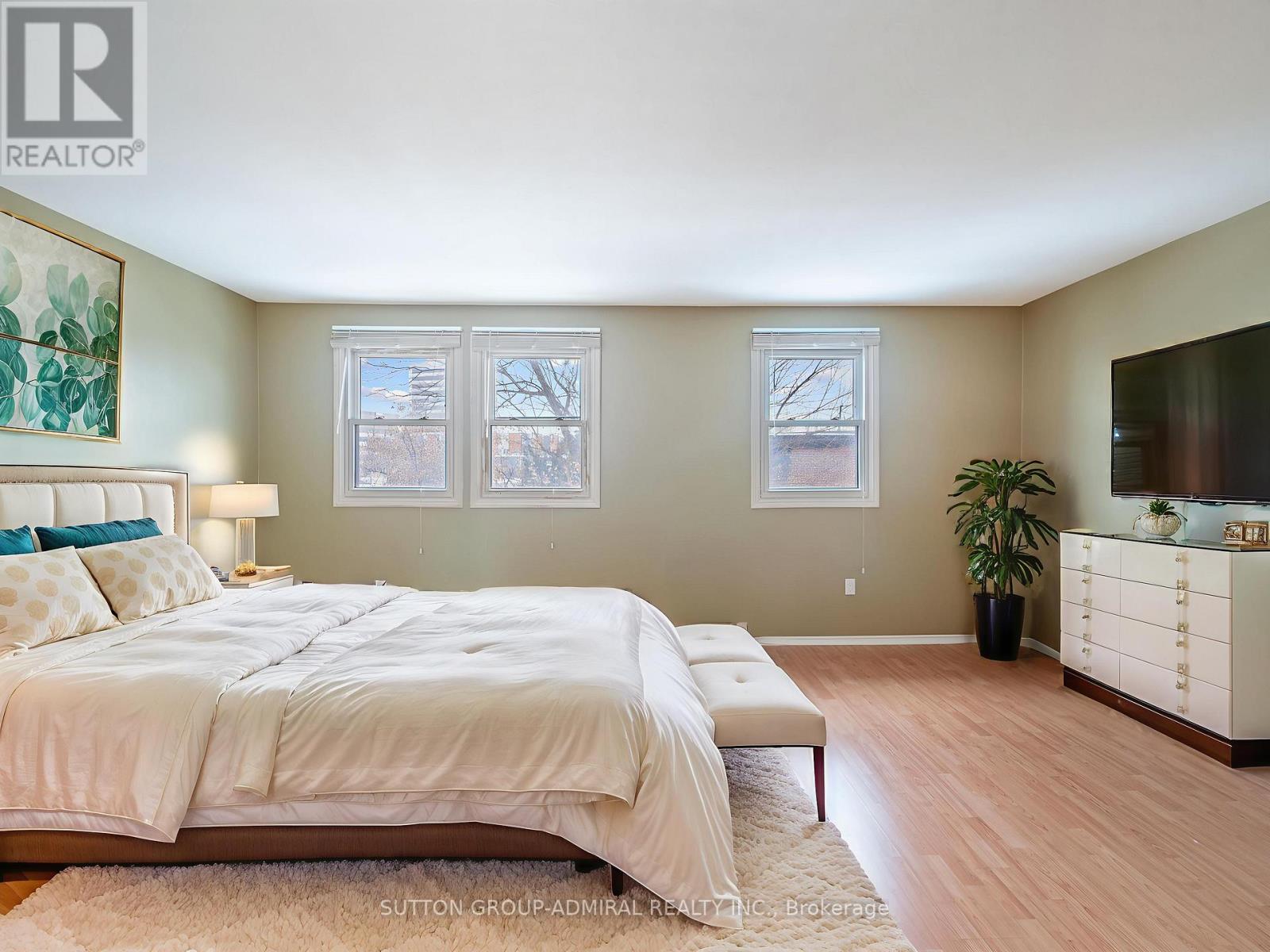 #60 - 385 The East Mall, Toronto, Ontario  M9B 6J4 - Photo 28 - W12809344