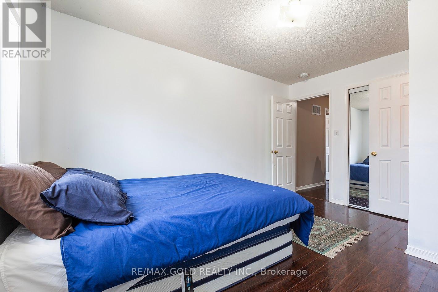 1 Ripley Crescent, Brampton (Fletcher's West), Ontario  L6Y 4S8 - Photo 15 - W12809348