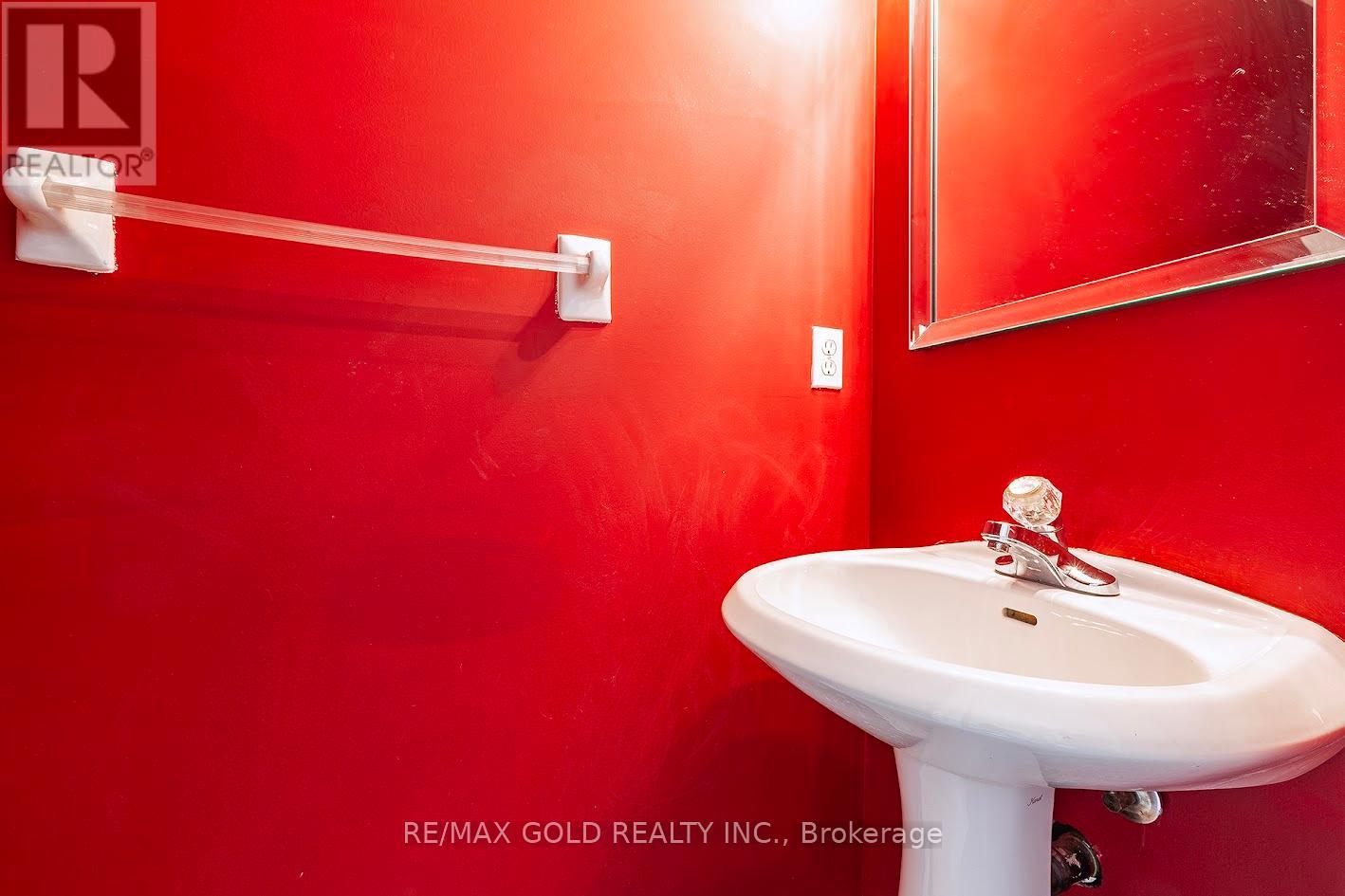 1 Ripley Crescent, Brampton (Fletcher's West), Ontario  L6Y 4S8 - Photo 16 - W12809348