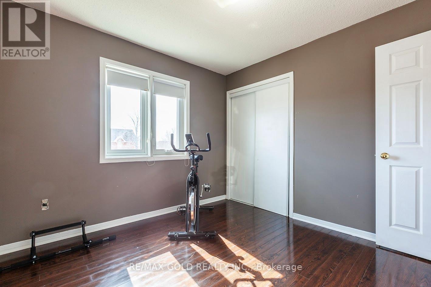 1 Ripley Crescent, Brampton (Fletcher's West), Ontario  L6Y 4S8 - Photo 17 - W12809348