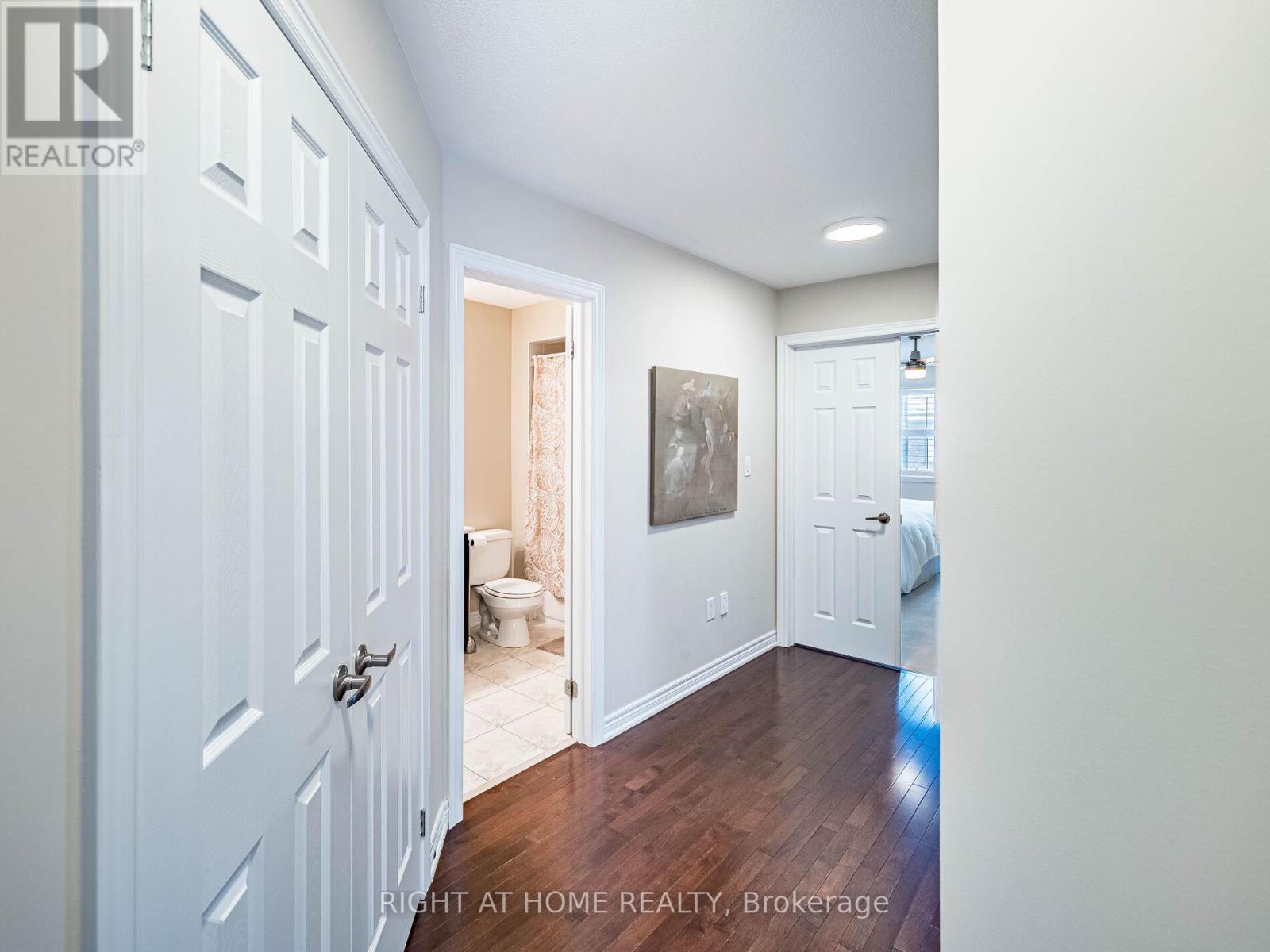 2242 Kwinter Road, Oakville, Ontario  L6M 0H2 - Photo 25 - W12809354