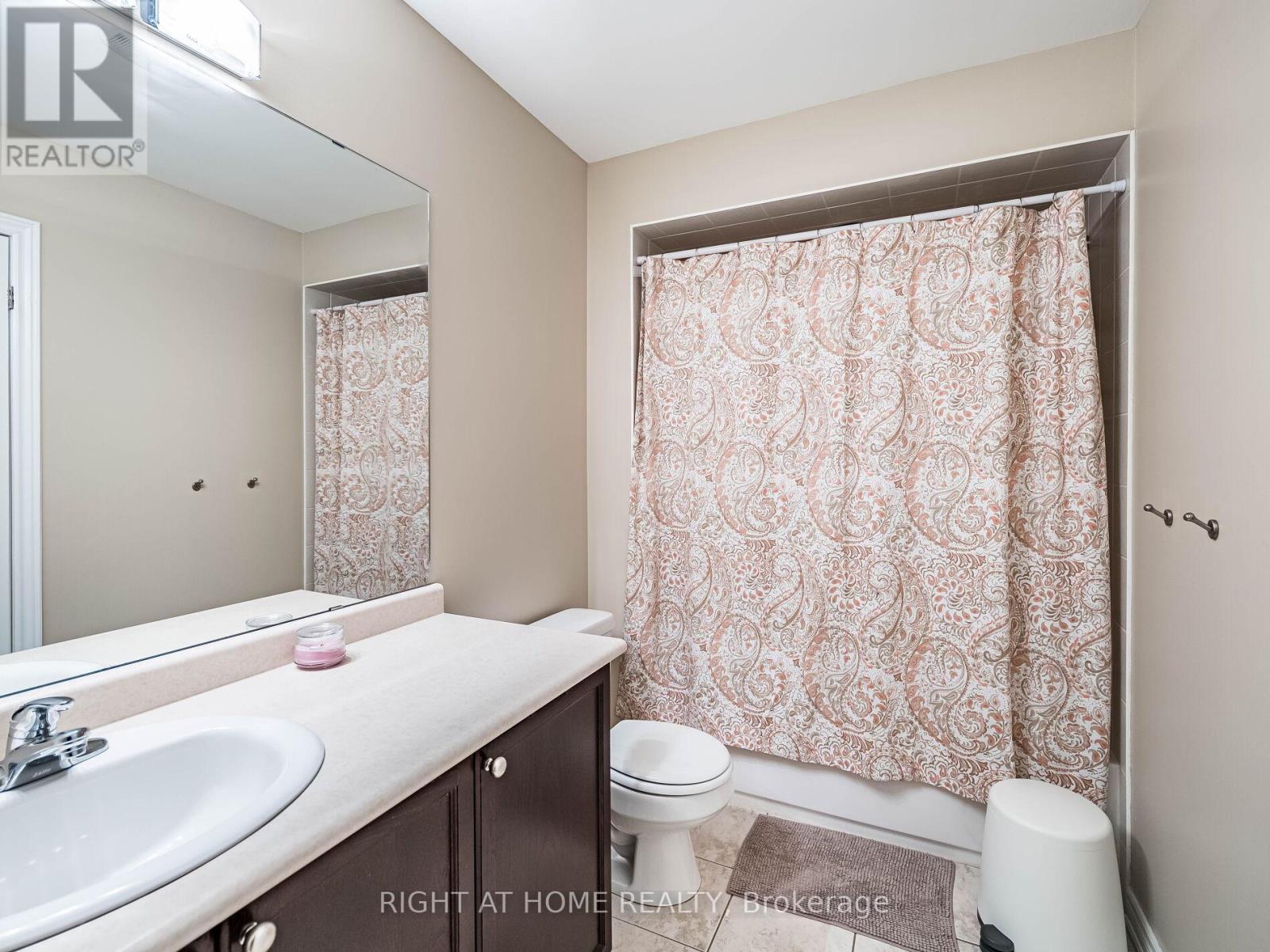 2242 Kwinter Road, Oakville, Ontario  L6M 0H2 - Photo 33 - W12809354