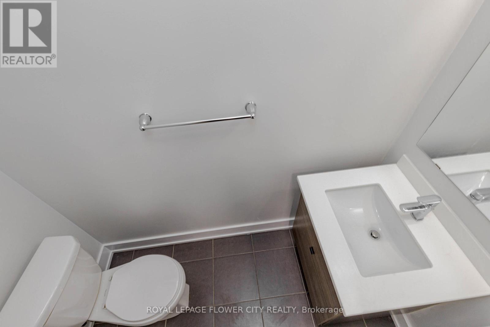 191 Sabina Drive, Oakville, Ontario  L6H 7C3 - Photo 11 - W12809360