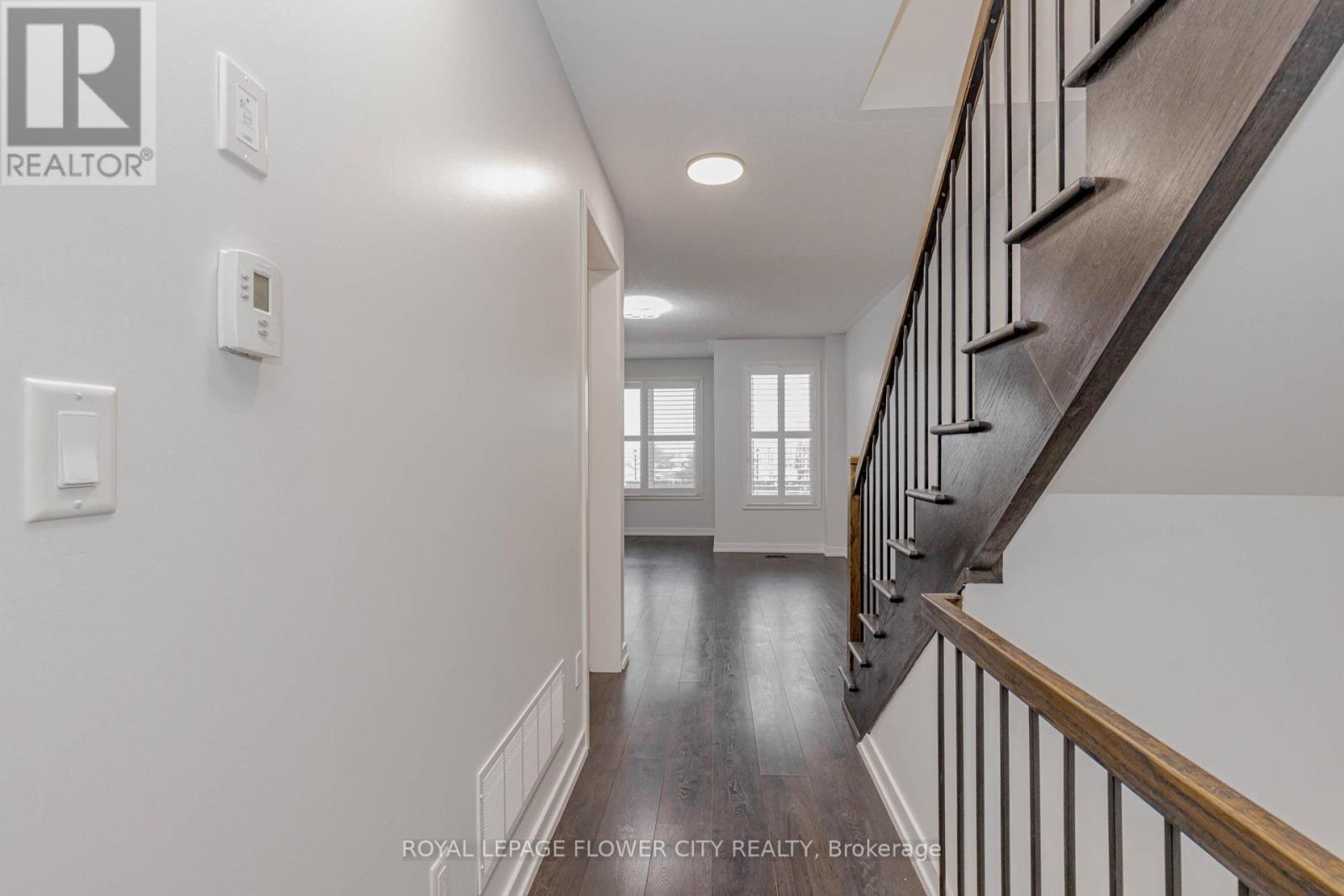 191 Sabina Drive, Oakville, Ontario  L6H 7C3 - Photo 31 - W12809360