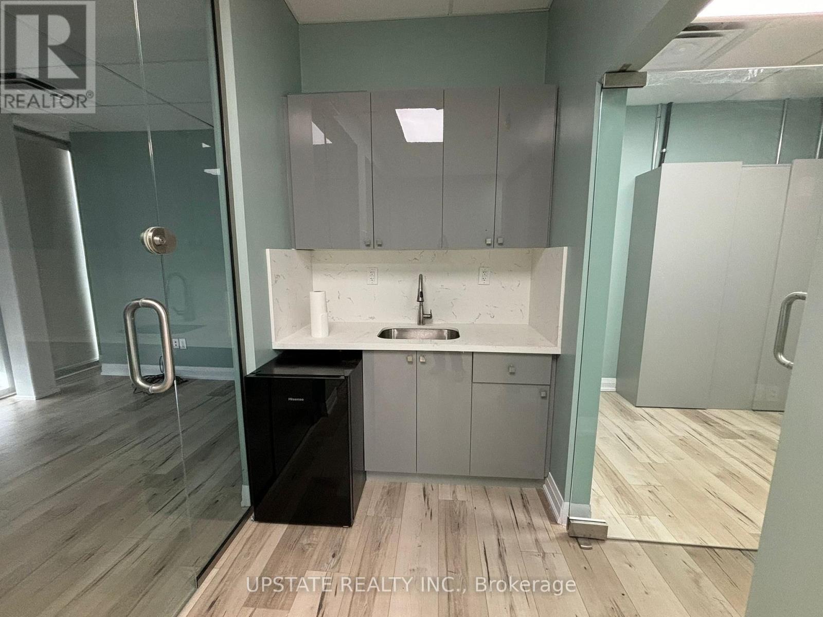 205 - 9280 Goreway Drive, Brampton (Bram East), Ontario  L6P 4N1 - Photo 6 - W12809366