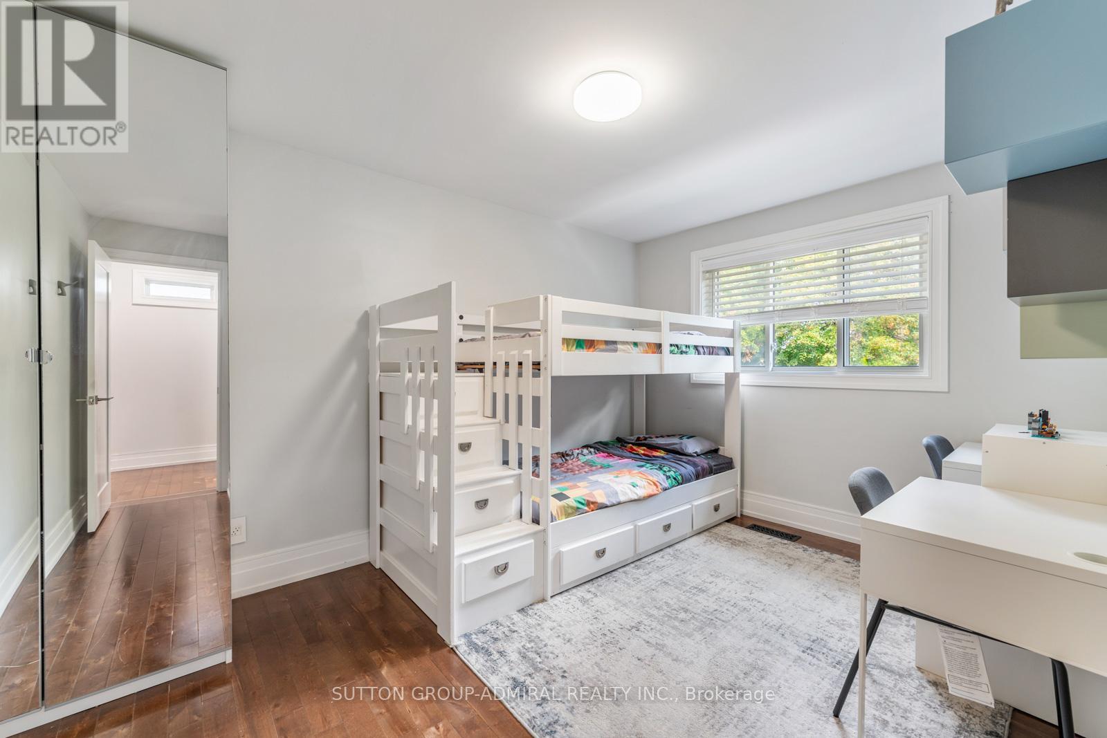 41 Waterford Drive, Toronto, Ontario  M9R 2N5 - Photo 16 - W12809376