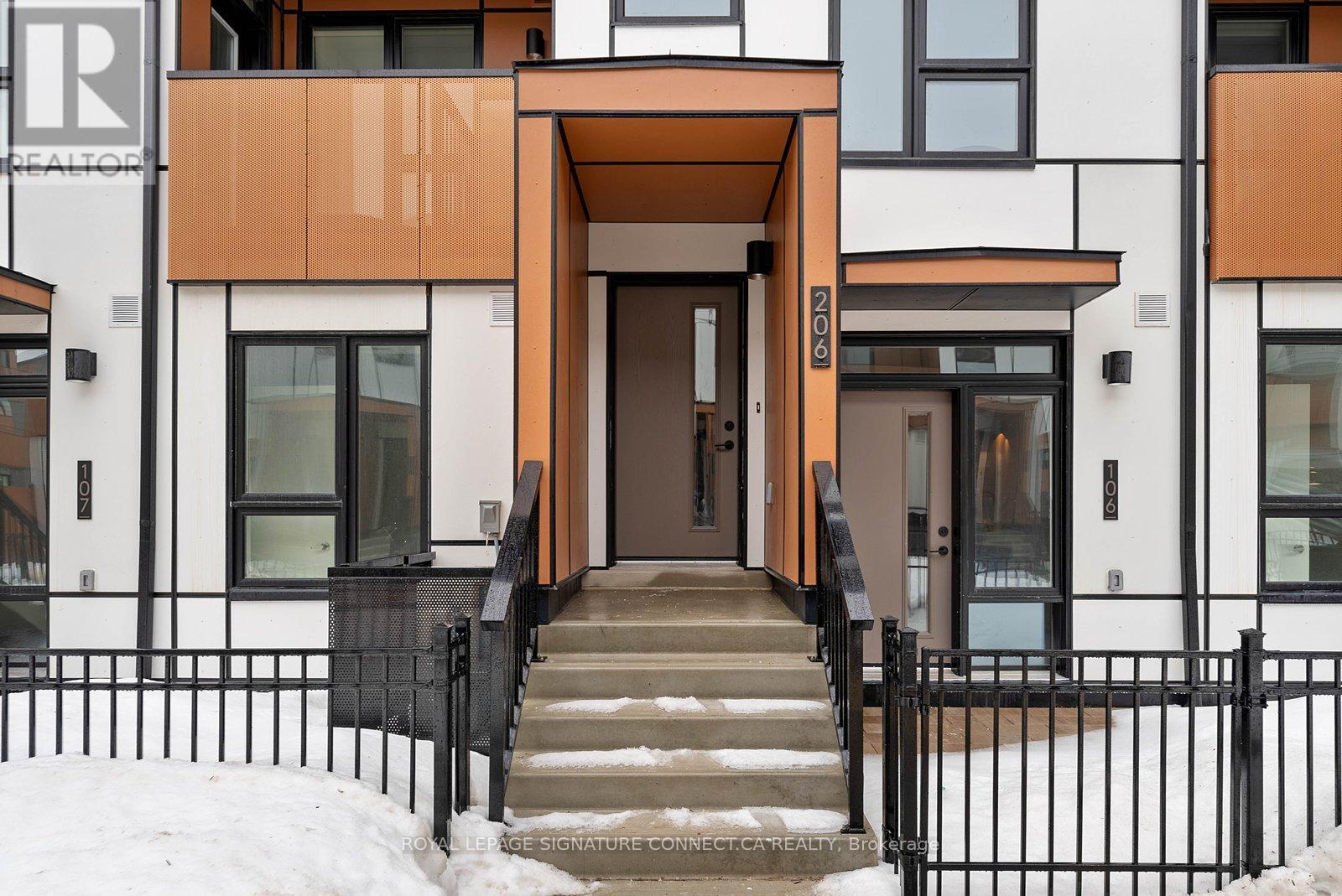 Th206 - 30 All Nations Drive, Brampton, Ontario  L7A 5M5 - Photo 3 - W12809384