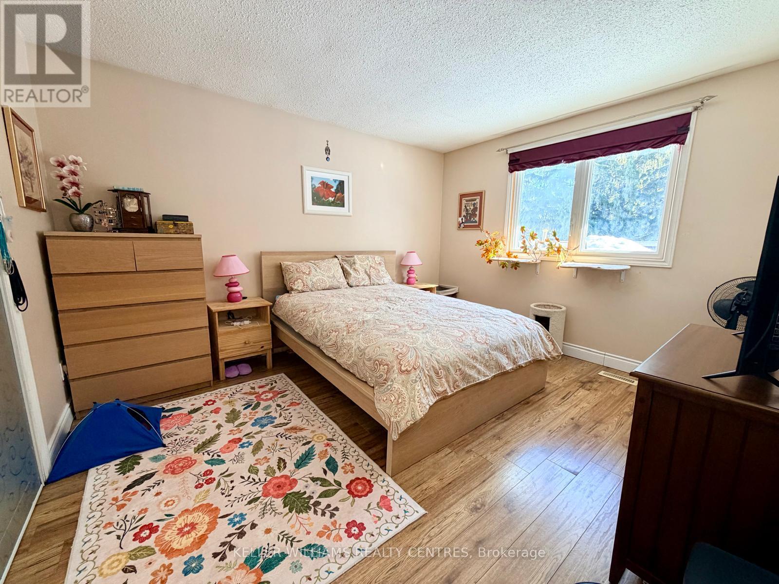 51 Manor Crescent, Orangeville, Ontario  L9W 3P2 - Photo 16 - W12809390