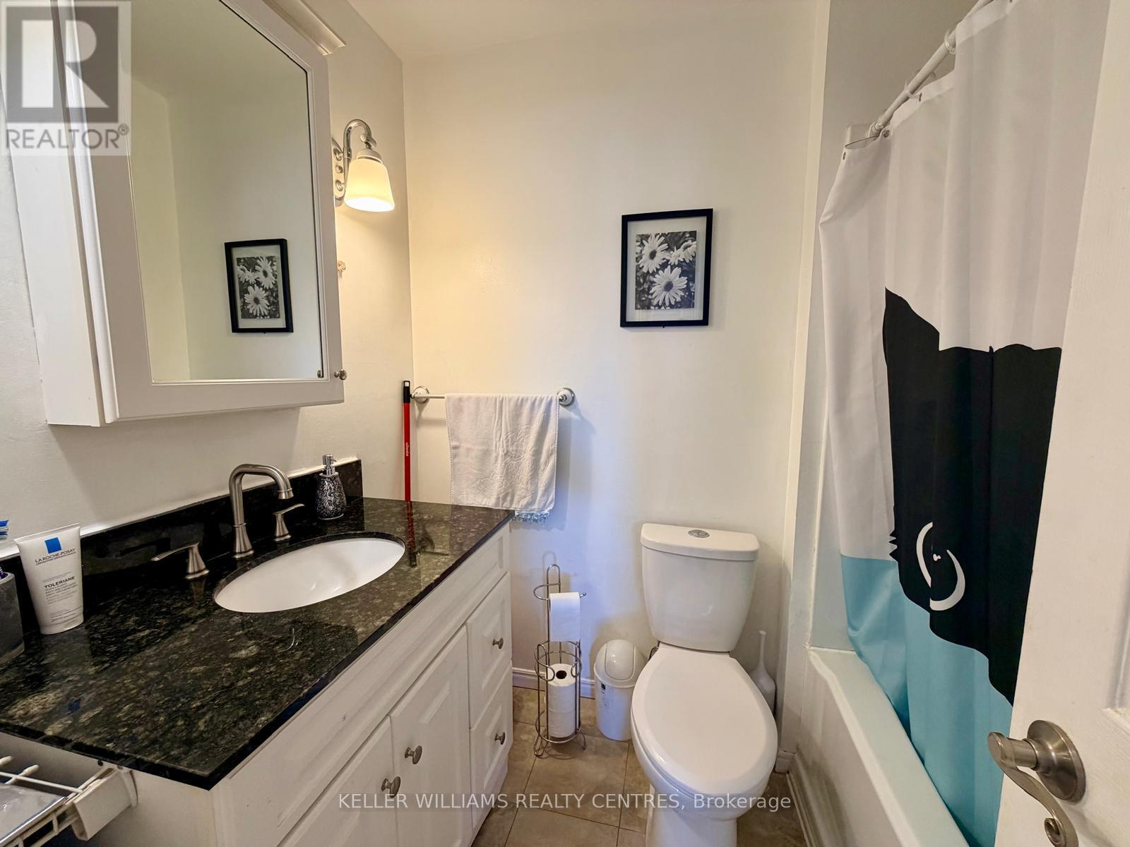 51 Manor Crescent, Orangeville, Ontario  L9W 3P2 - Photo 17 - W12809390