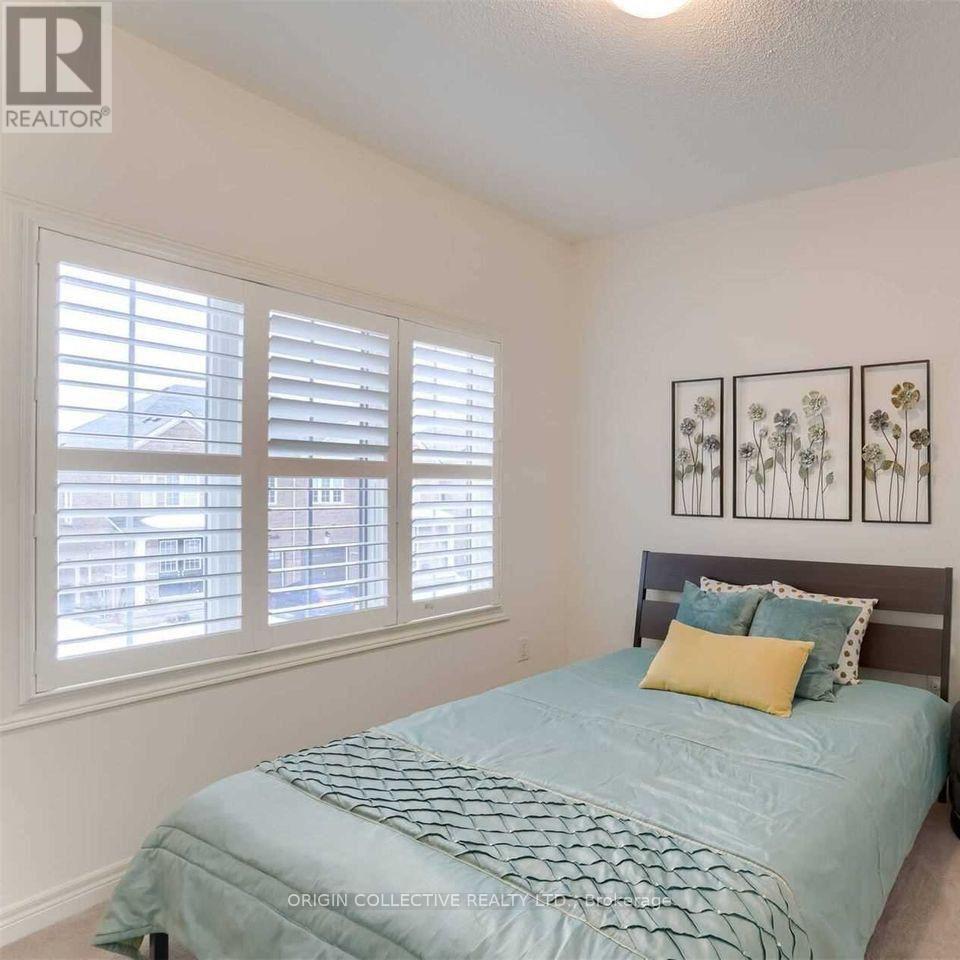 15 Germain Circle, Brampton (Credit Valley), Ontario  L6X 5K2 - Photo 11 - W12809392