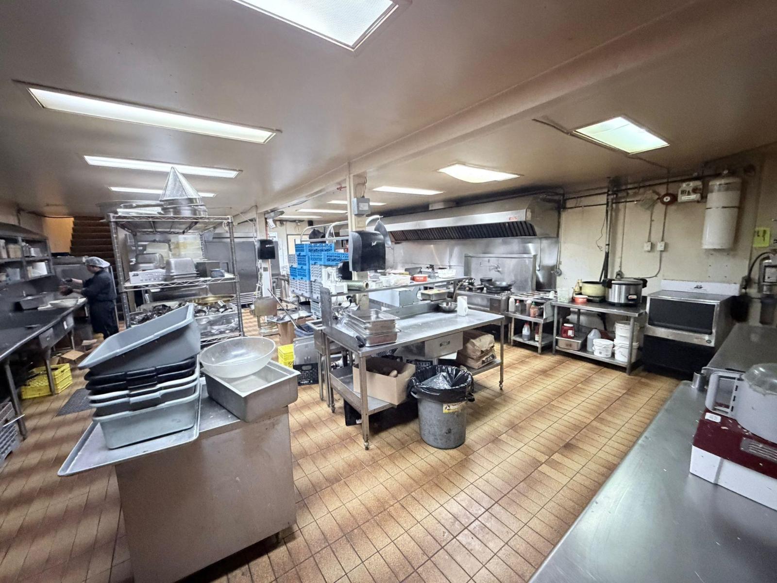 Unknown Address, ,    - Photo 8 - C8076411