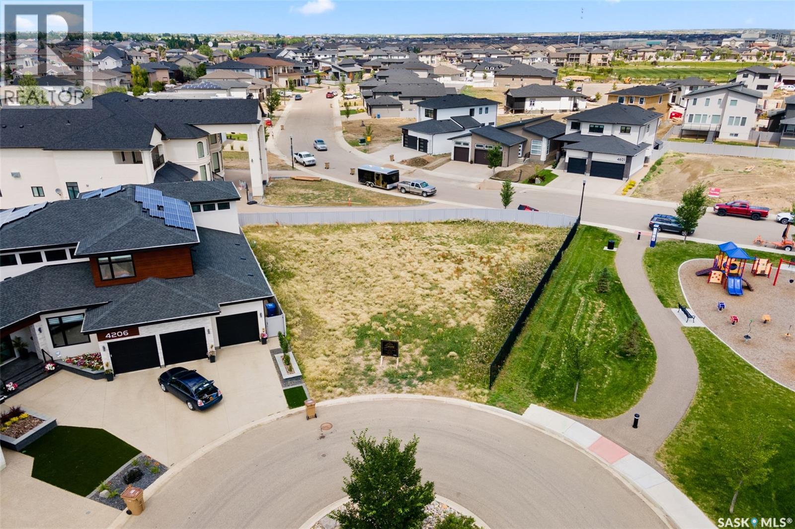 4202 Wild Rose Place, Regina, Saskatchewan  S4V 3L4 - Photo 2 - SK028974