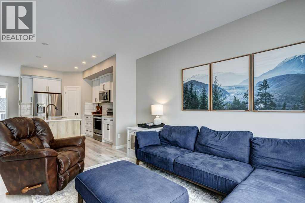 217 D'arcy Ranch Drive, Okotoks, Alberta  T1S 5T1 - Photo 4 - A2287247