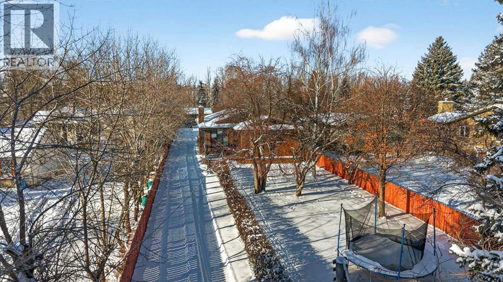 7103 Bow Crescent Nw, Calgary, Alberta  T3B 2C9 - Photo 3 - A2287821