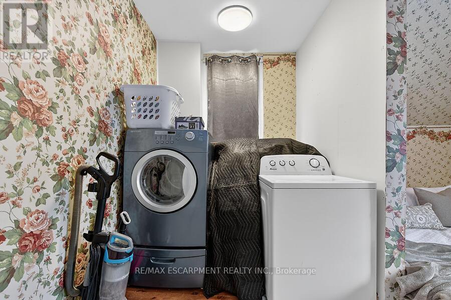 149 Argyle Street, Haldimand, Ontario  N3W 1K9 - Photo 35 - X12809320