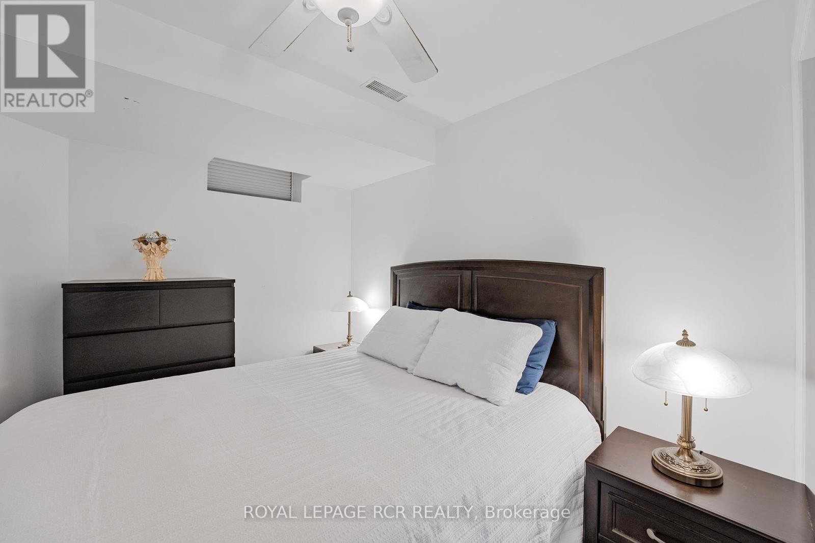 B - 26 Drew Brown Boulevard, Orangeville, Ontario  L9W 6Z4 - Photo 10 - W12650892